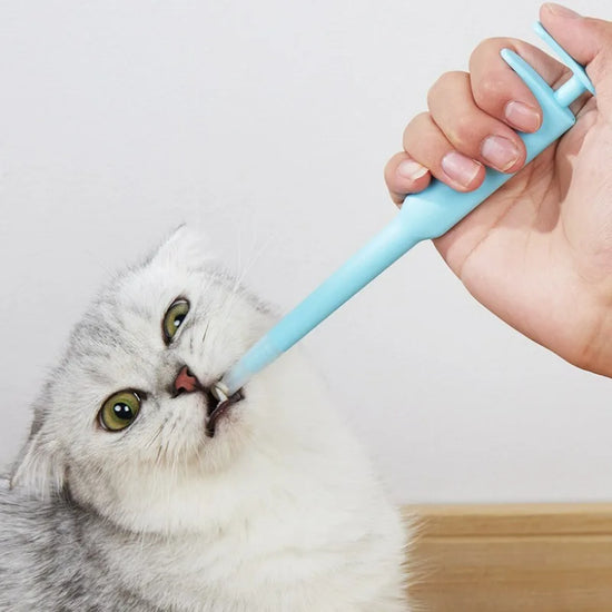 Easy-Use Pet Pill Dispenser